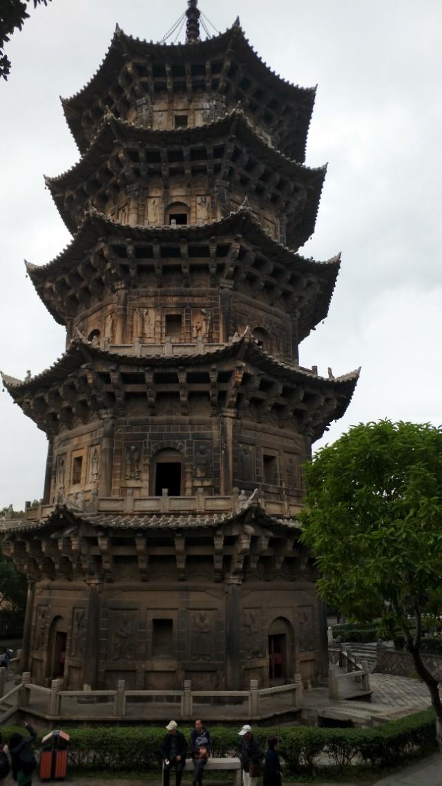 2025新澳门正版免费大全,澳门正版免费大全，探索未来的机遇与挑战（2025展望）